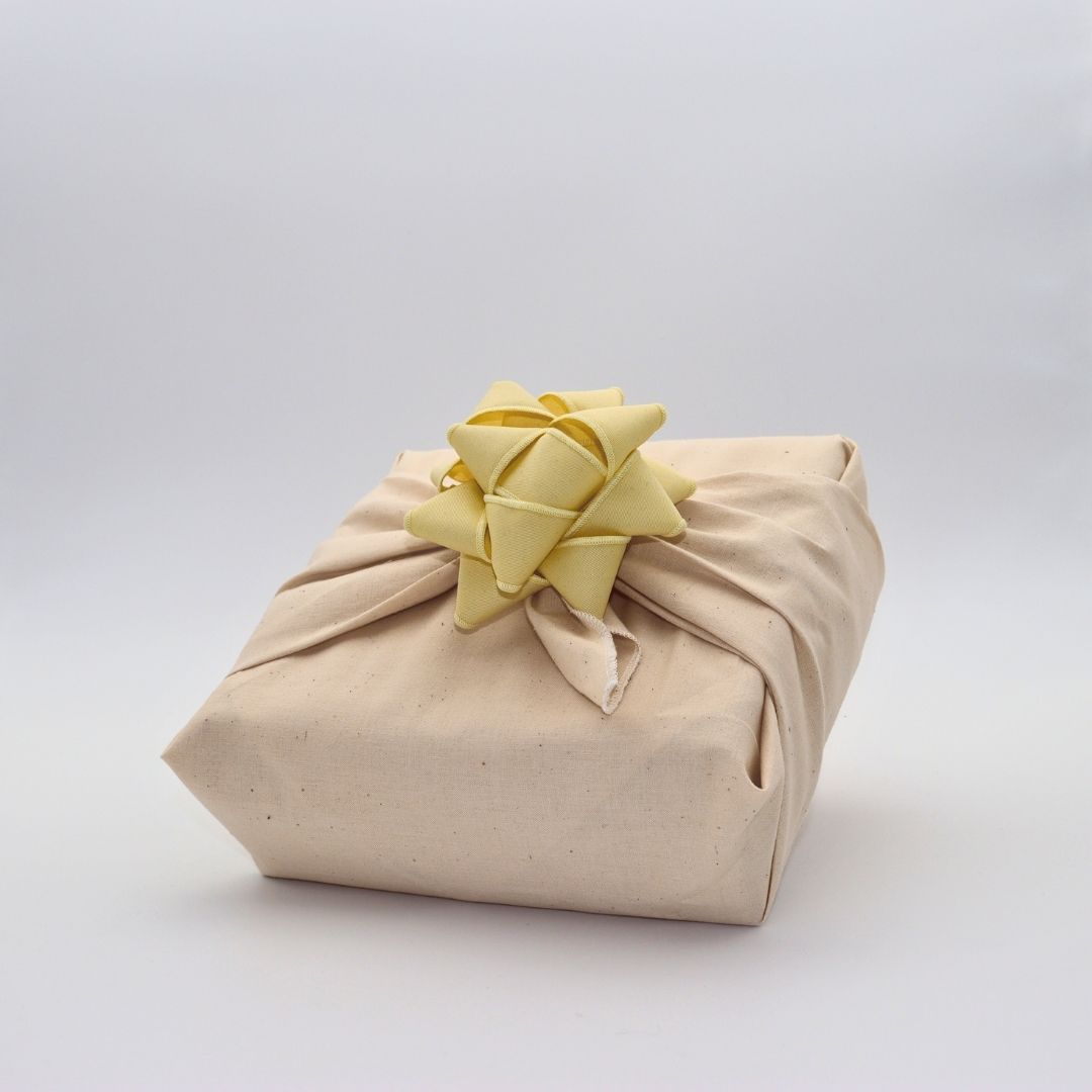 Chou à cadeau en tissu - Classique - Jaune beurre