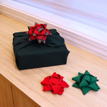 Set of 3 fabric gift bows - Traditional Christmas