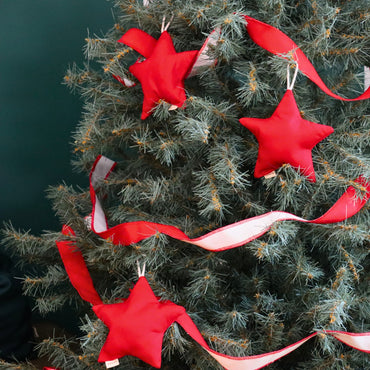 Set of 6 stars and 2 twisted garlands for the Christmas tree - Traditional