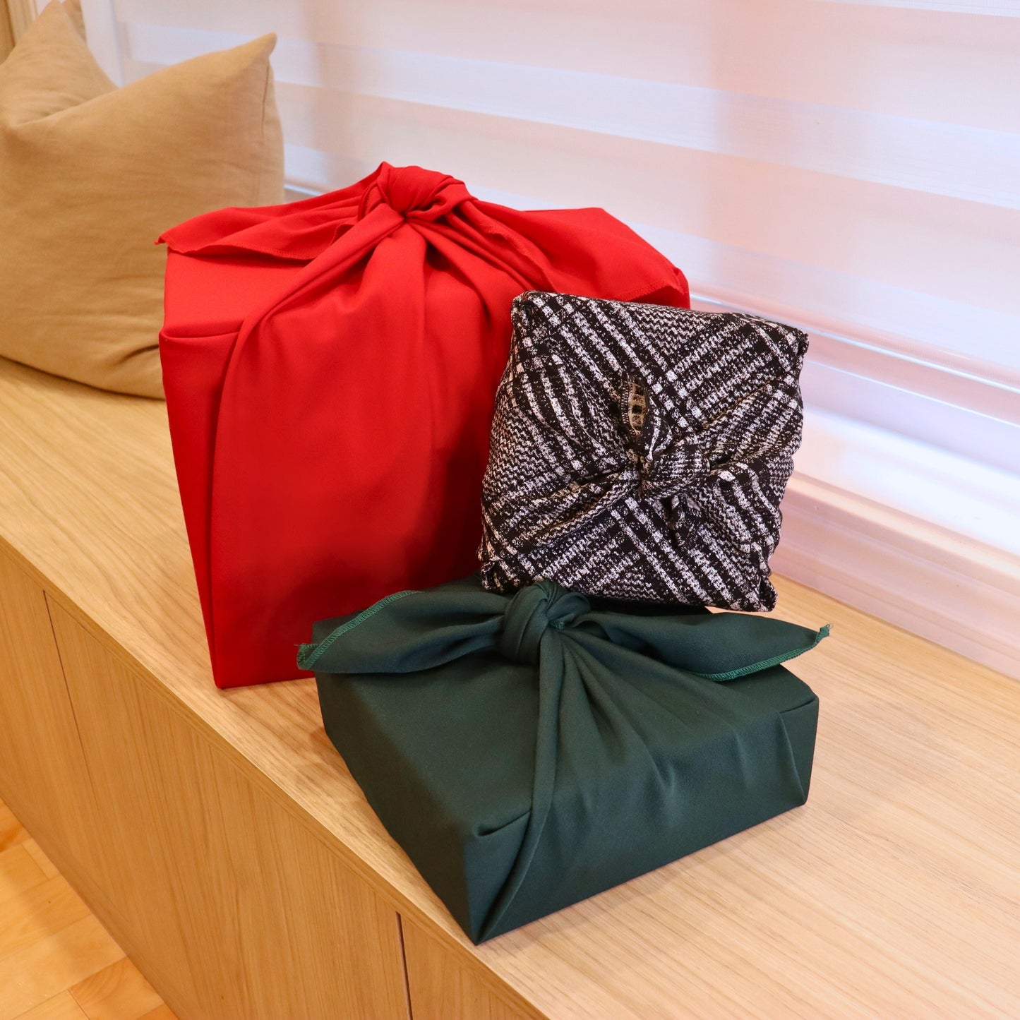 Set of 3 Furoshiki gift wraps - Traditional Christmas