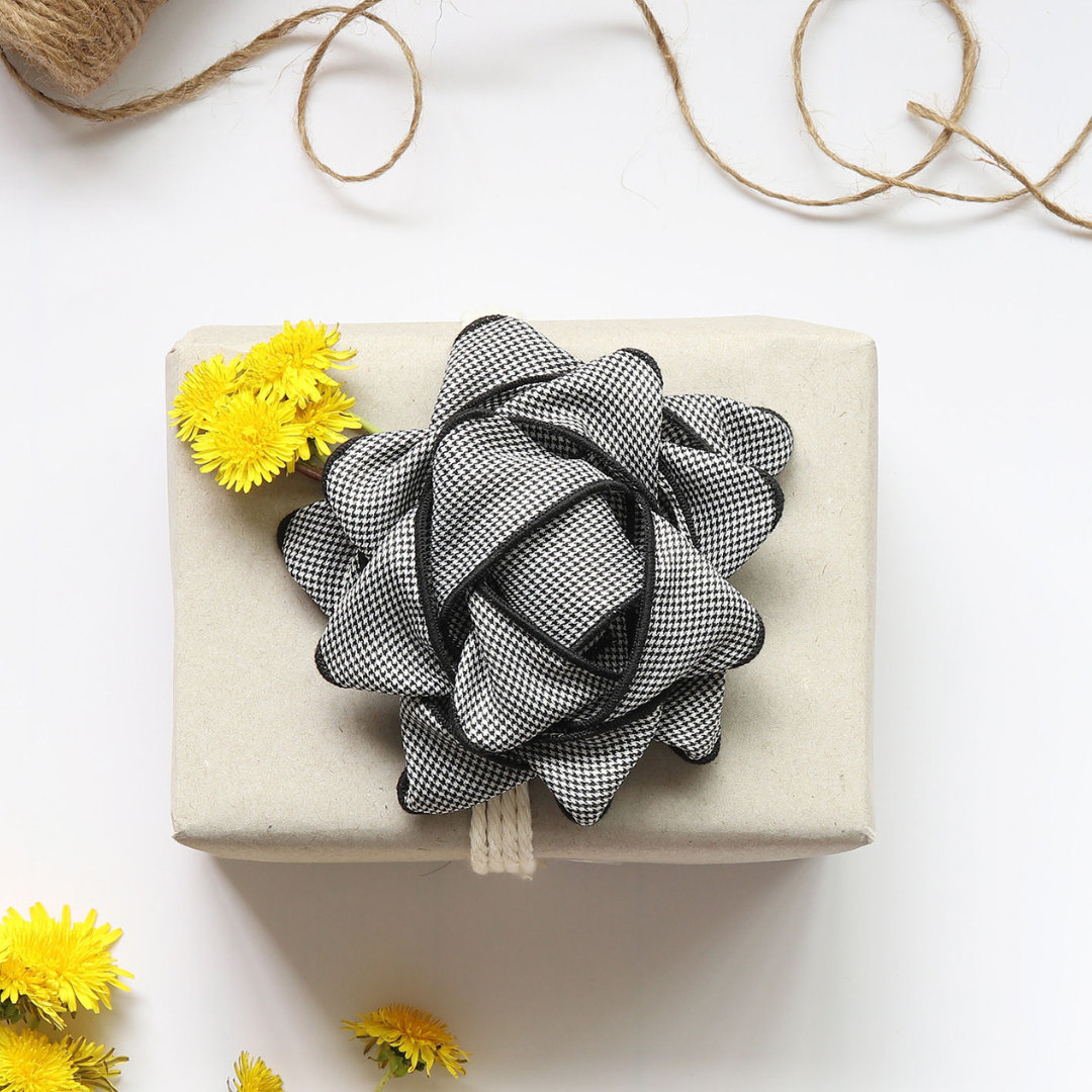 Fabric Gift Bow - Houndstooth