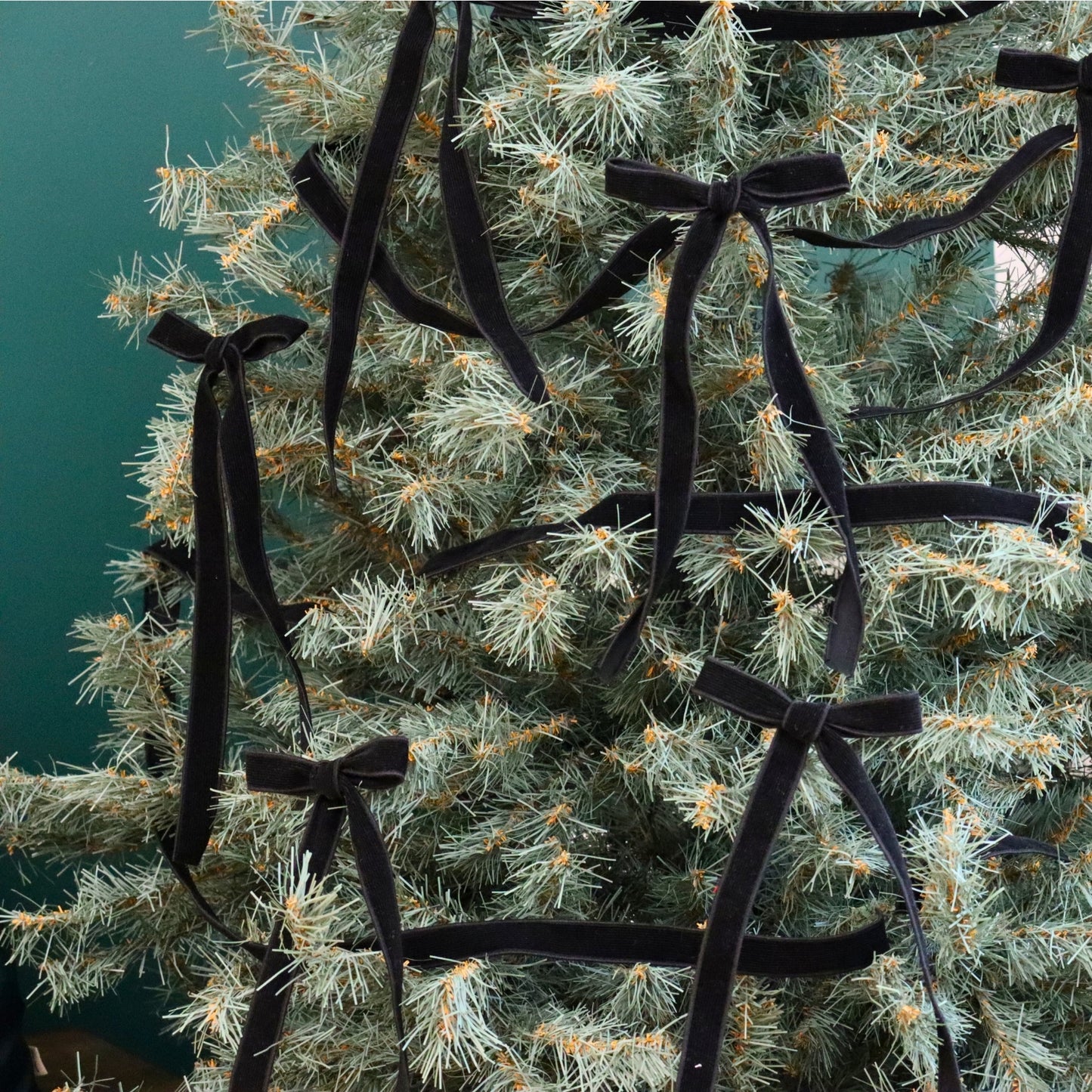 Set of 12 long bows and 3 ribbons for the Christmas tree - Traditional corduroy