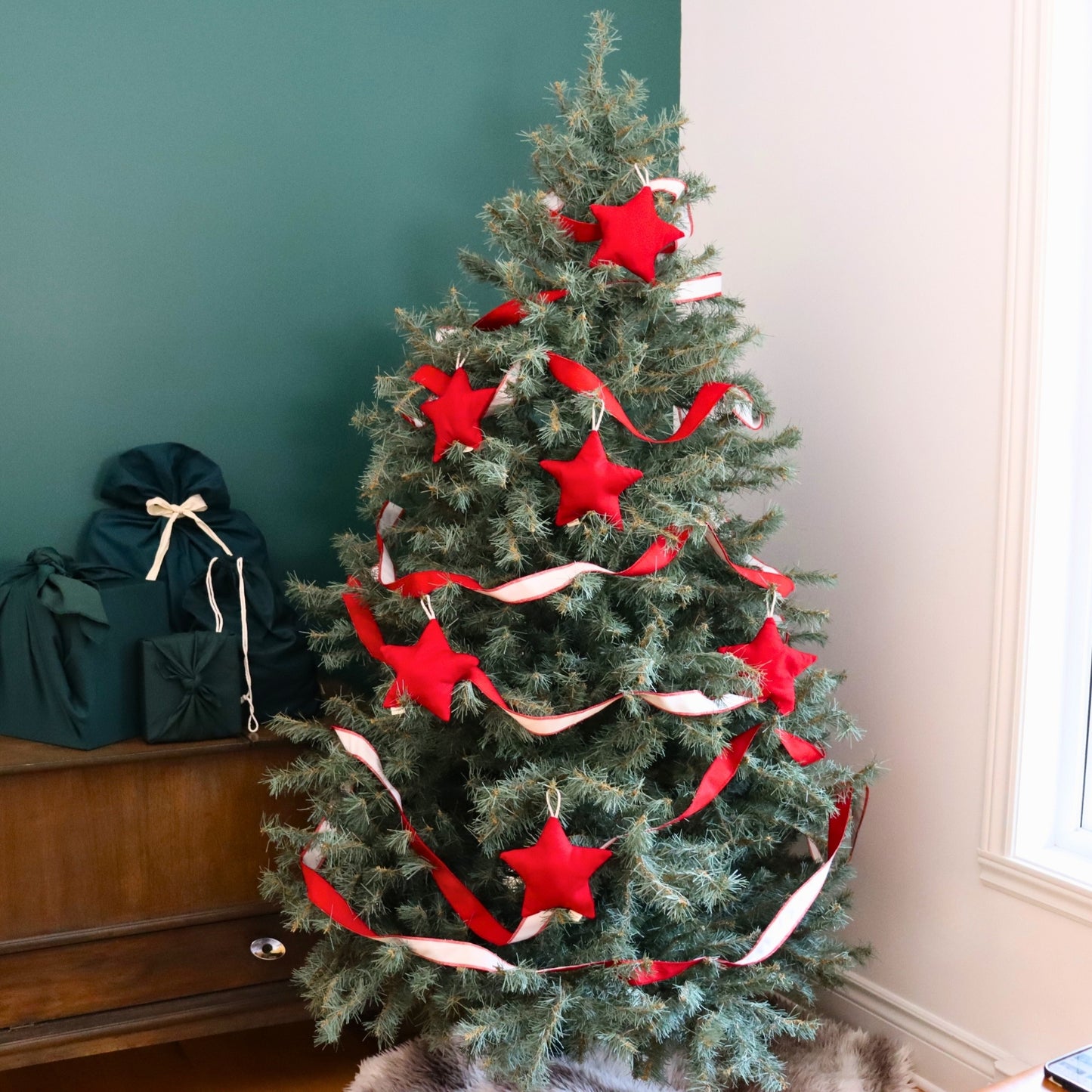 Twisted garland for the Christmas tree Velvet - Red