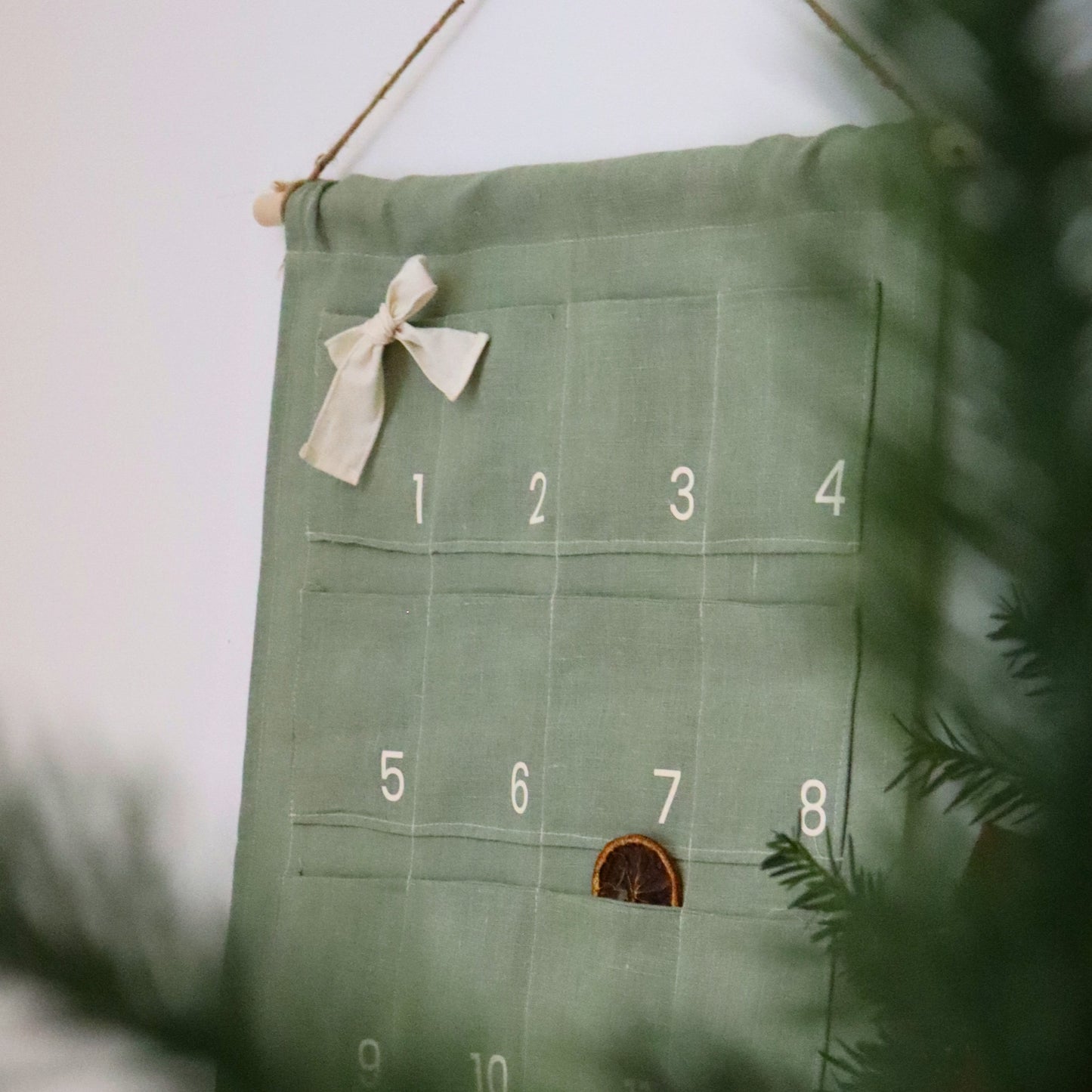 Calendrier de l'Avent Lin pur - Lin Eucalyptus, Chiffres crème, Boucle crème