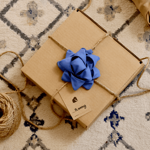 Chou cadeau réutilisable en tissu récupéré - Bleu bleuet