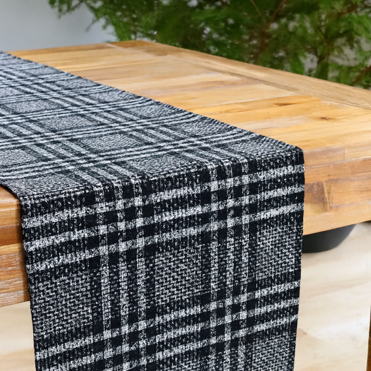 Chemin de table - Carreaux noir et argent