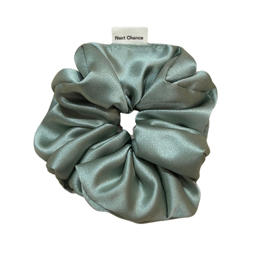 Géant chouchou à cheveux - Effet soie vert sauge